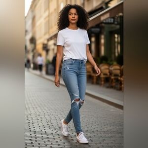 Good American Light Blue Distressed Women’s Skinny Jeans 12x31